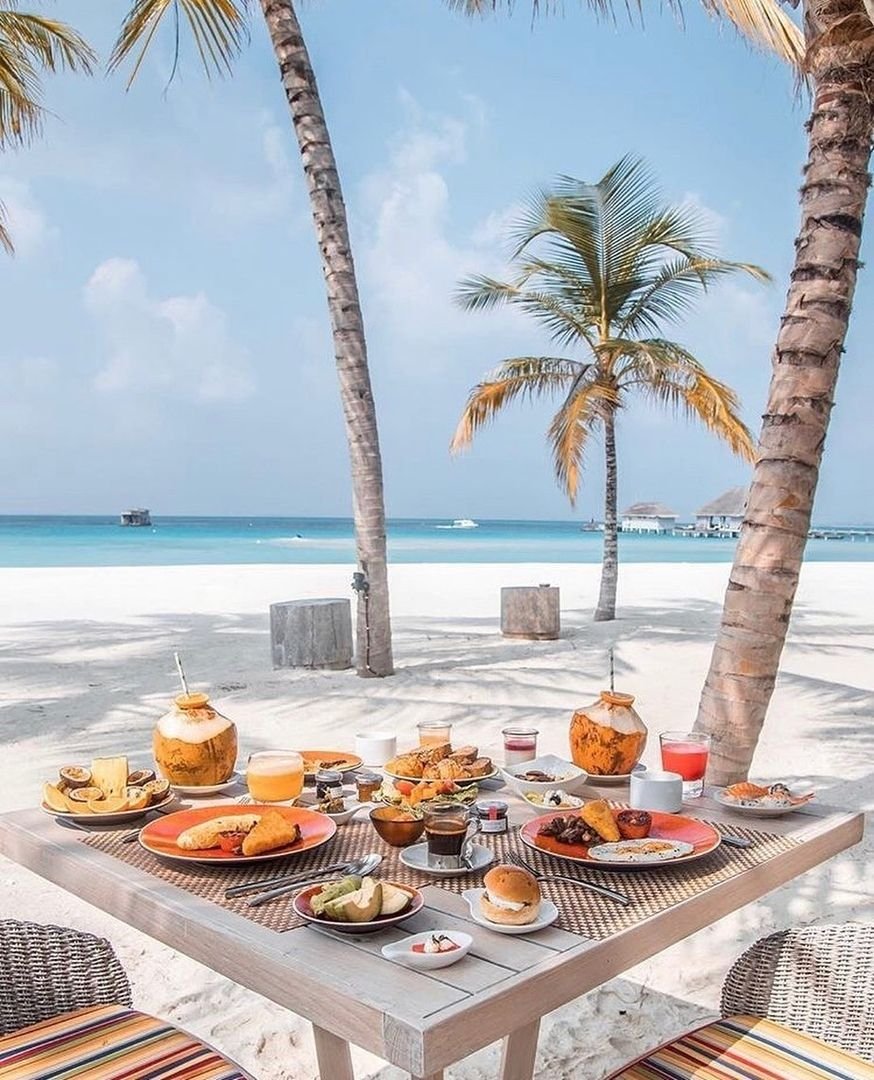 Пикник на Мальдивах