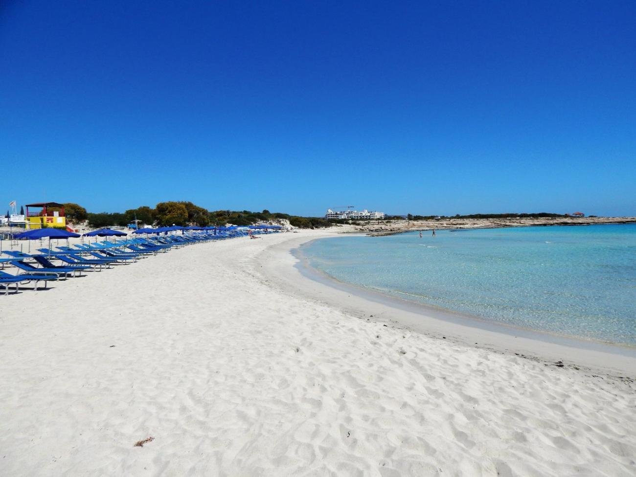Its beach beach beach. Макронисос Бич Айя-Напа Кипр. Пляж Ланда Бич Кипр. Пляж Ланда Айя Напа. Макронисос Бич пляж.