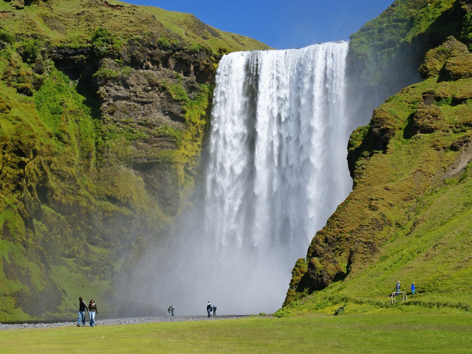 Водопад Скоугафосс (Skógafoss). Скоугафосс Исландия. Водопад Скоугафосс Исландия. Водопад Хенгьанефоссен. Могучие водопады