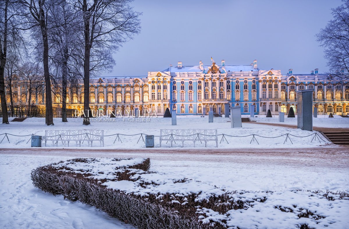 Александровский дворец в Царском селе зимой