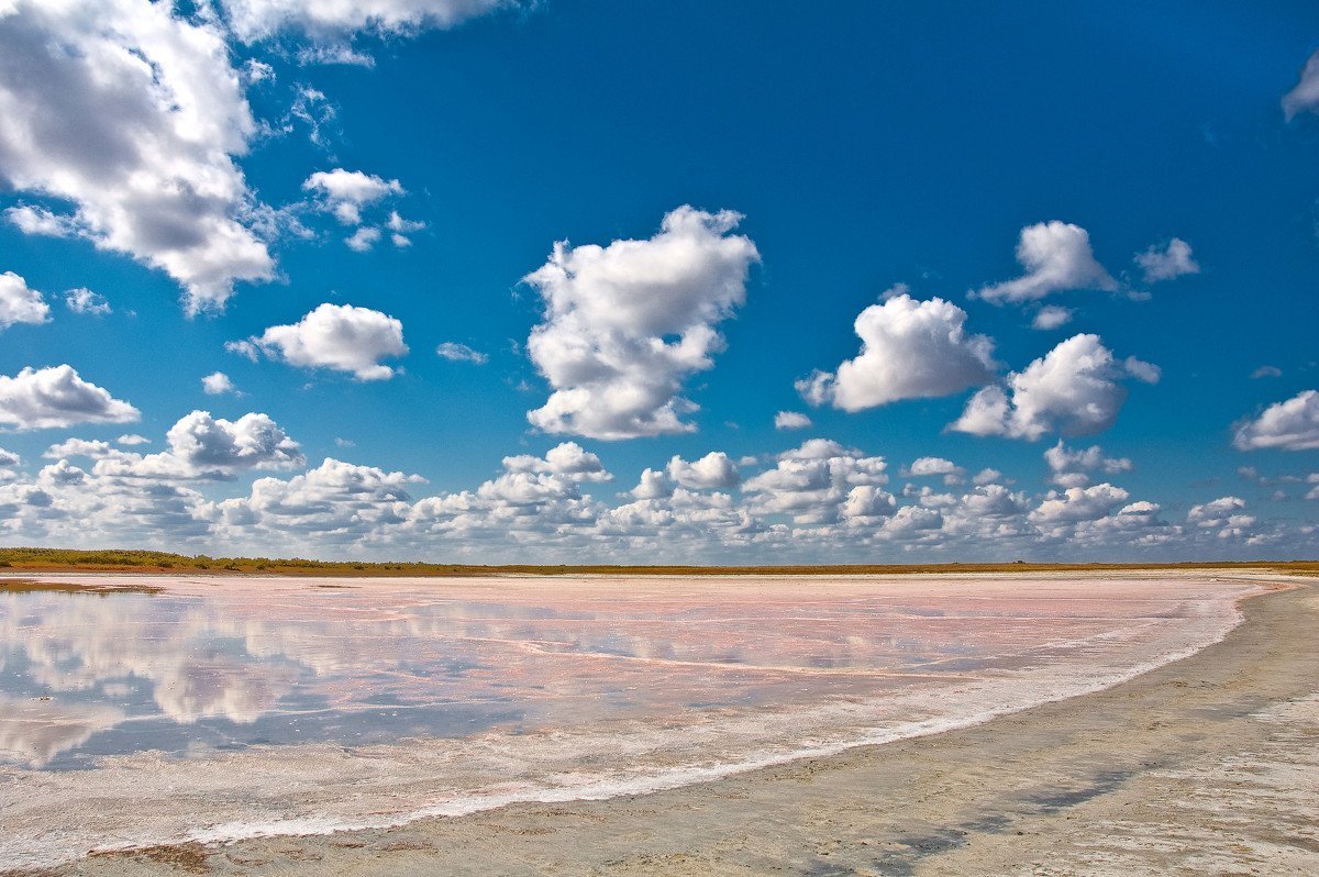 Яшалтинское соленое озеро Калмыкия