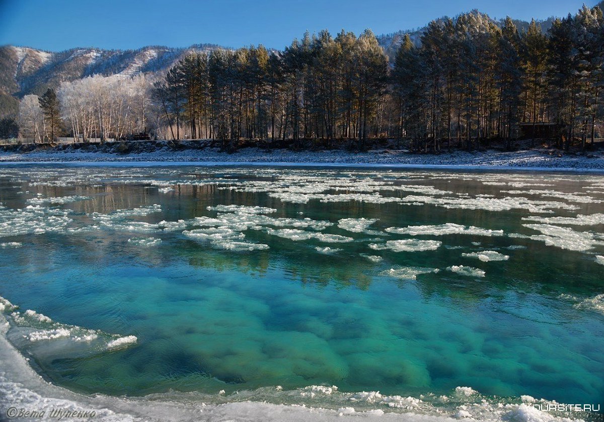 Голубые озера Алтай Чемал