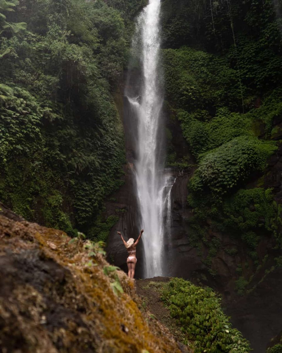 Водопад на Бали - Sekumpul