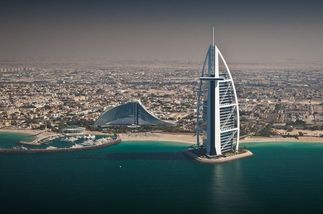 Отель Burj al arab. Дубай, арабские эмираты.