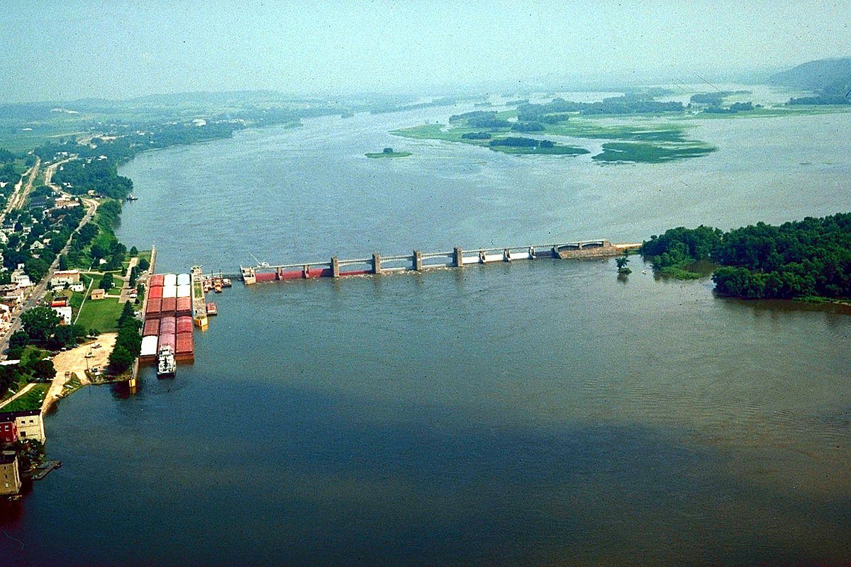 Река Миссисипи судоходство