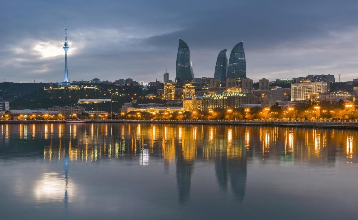 Похож ли Баку на Париж?