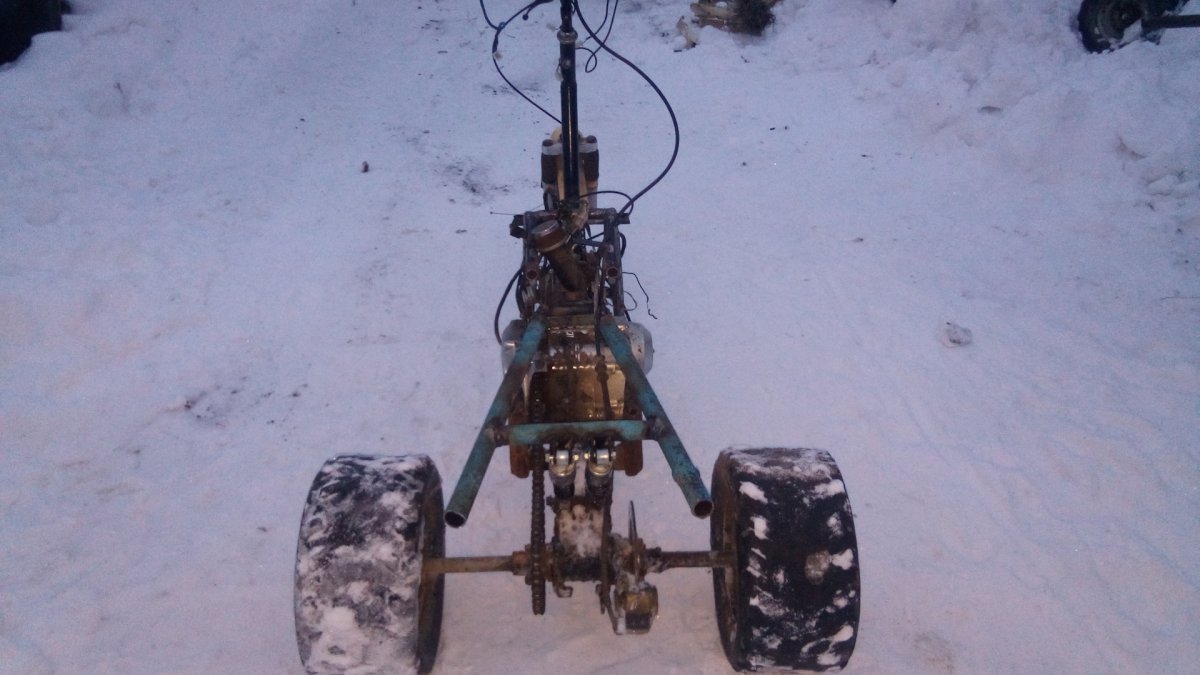 Снегоход с редуктором от муравья двигателем Лифан