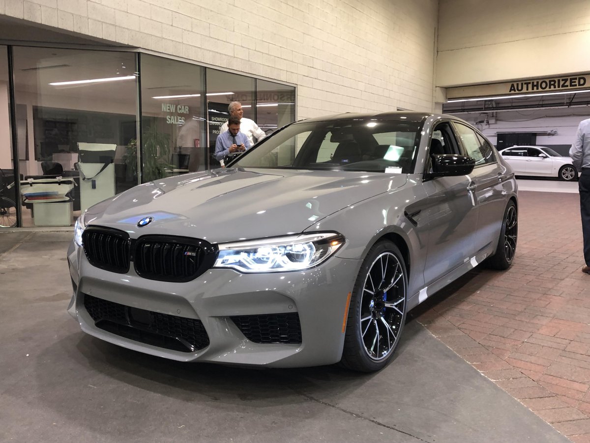 BMW 5 Nardo Grey