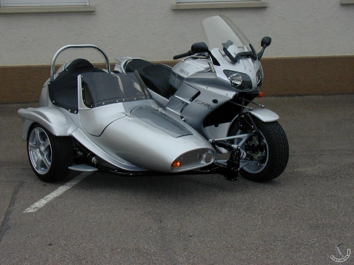 Ямаха FJR 1300 С люлькой