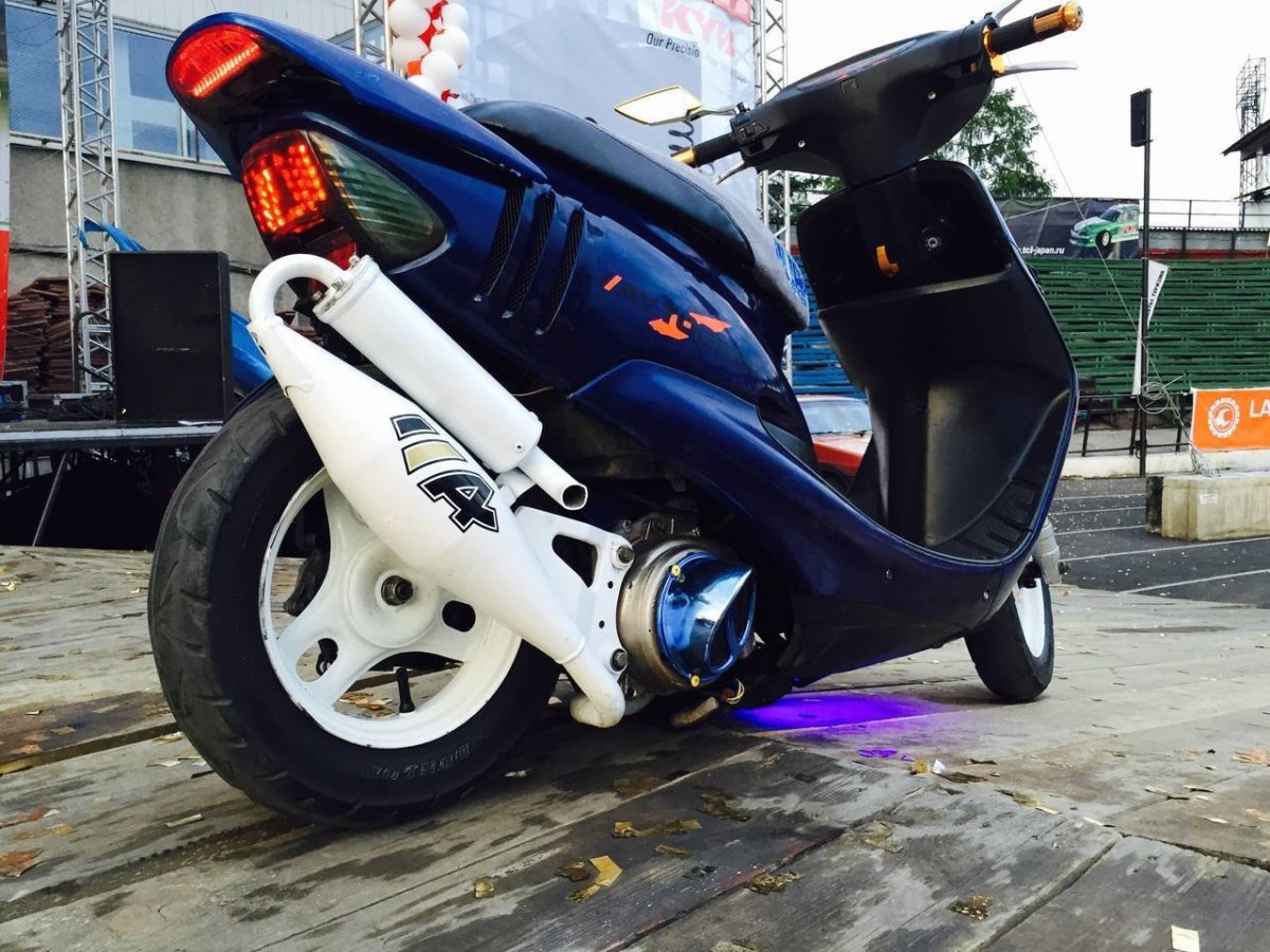 Honda Dio 35 Stunt