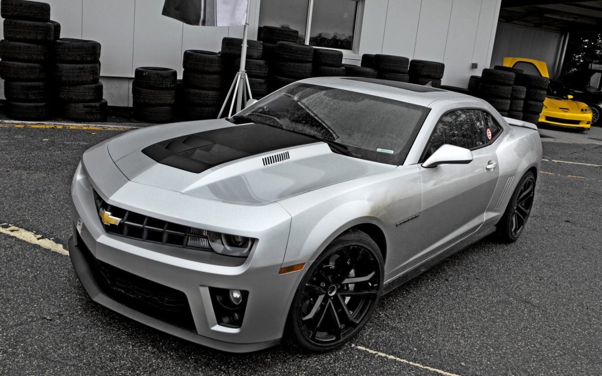 Chevrolet Camaro zl1 2011