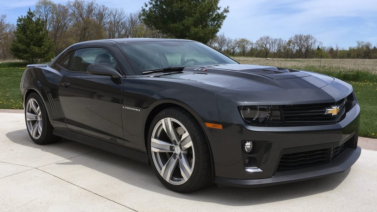 Chevrolet Camaro zl1 2012 Black