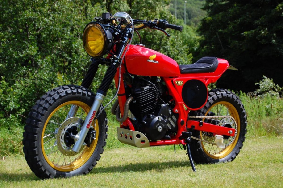 Honda nx650 Dominator