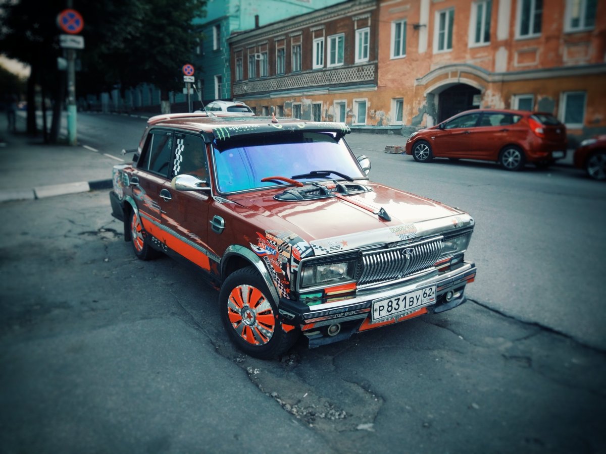 ВАЗ 2107 затюнингованный