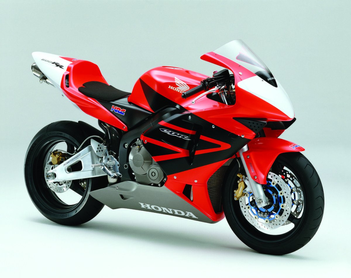 Honda cbr600rr – гоночный мотоцикл