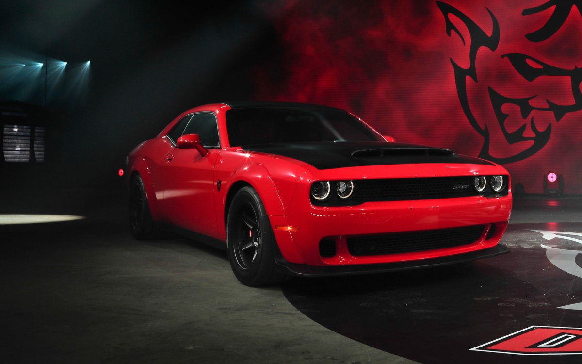 Dodge Challenger srt8 Demon