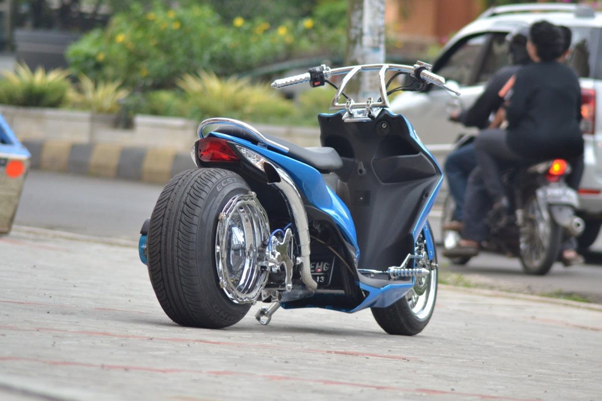 Custom Scooter Suzuki