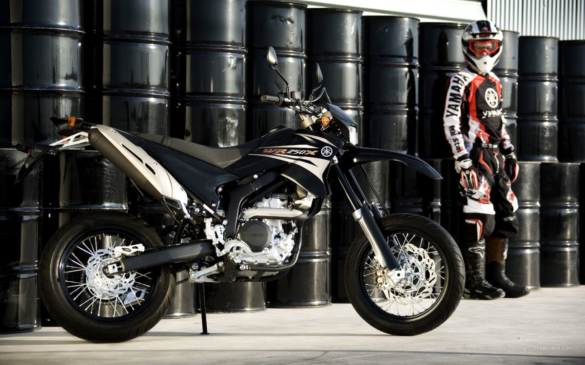 Мотоцикл Yamaha wr250x
