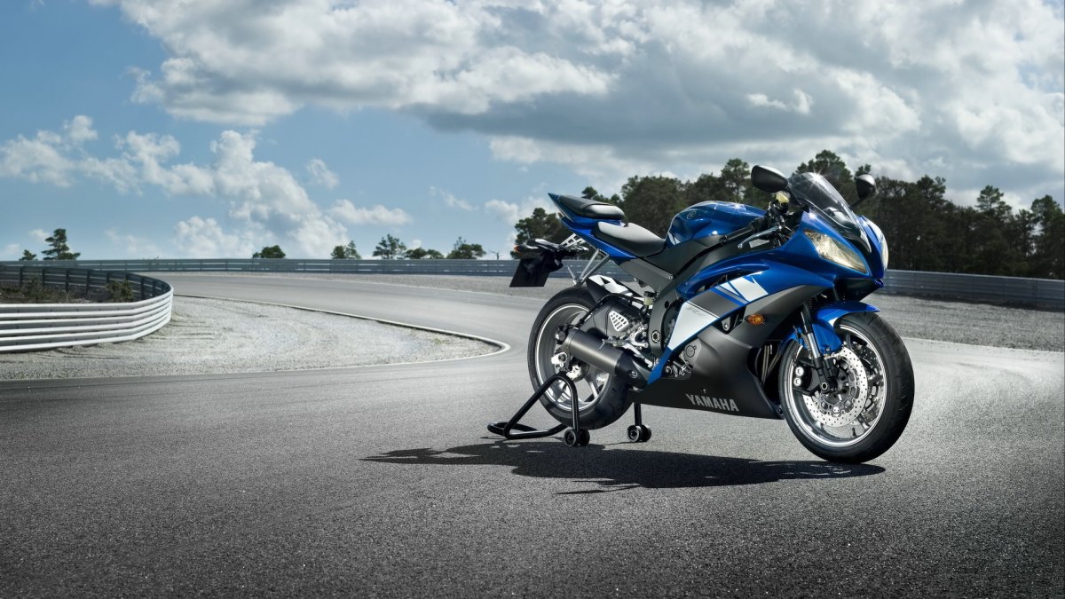 Мотоцикл Yamaha YZF-r6