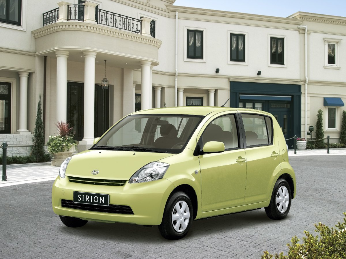 Daihatsu Sirion m300