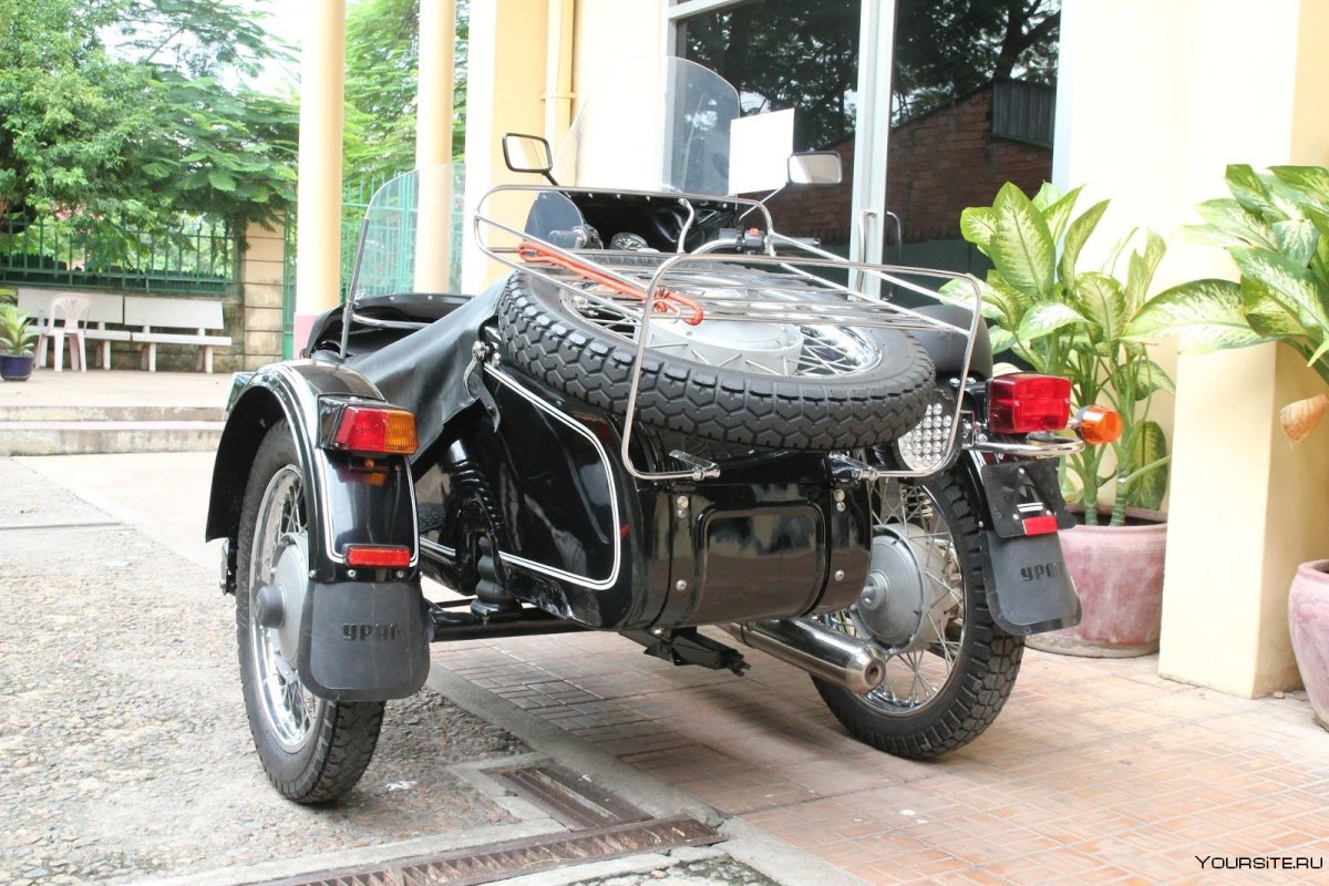 Урал турист 750