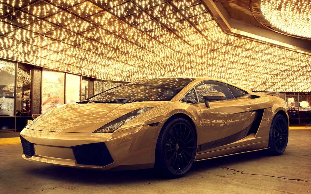 Lamborghini Aventador lp700-4 Золотая