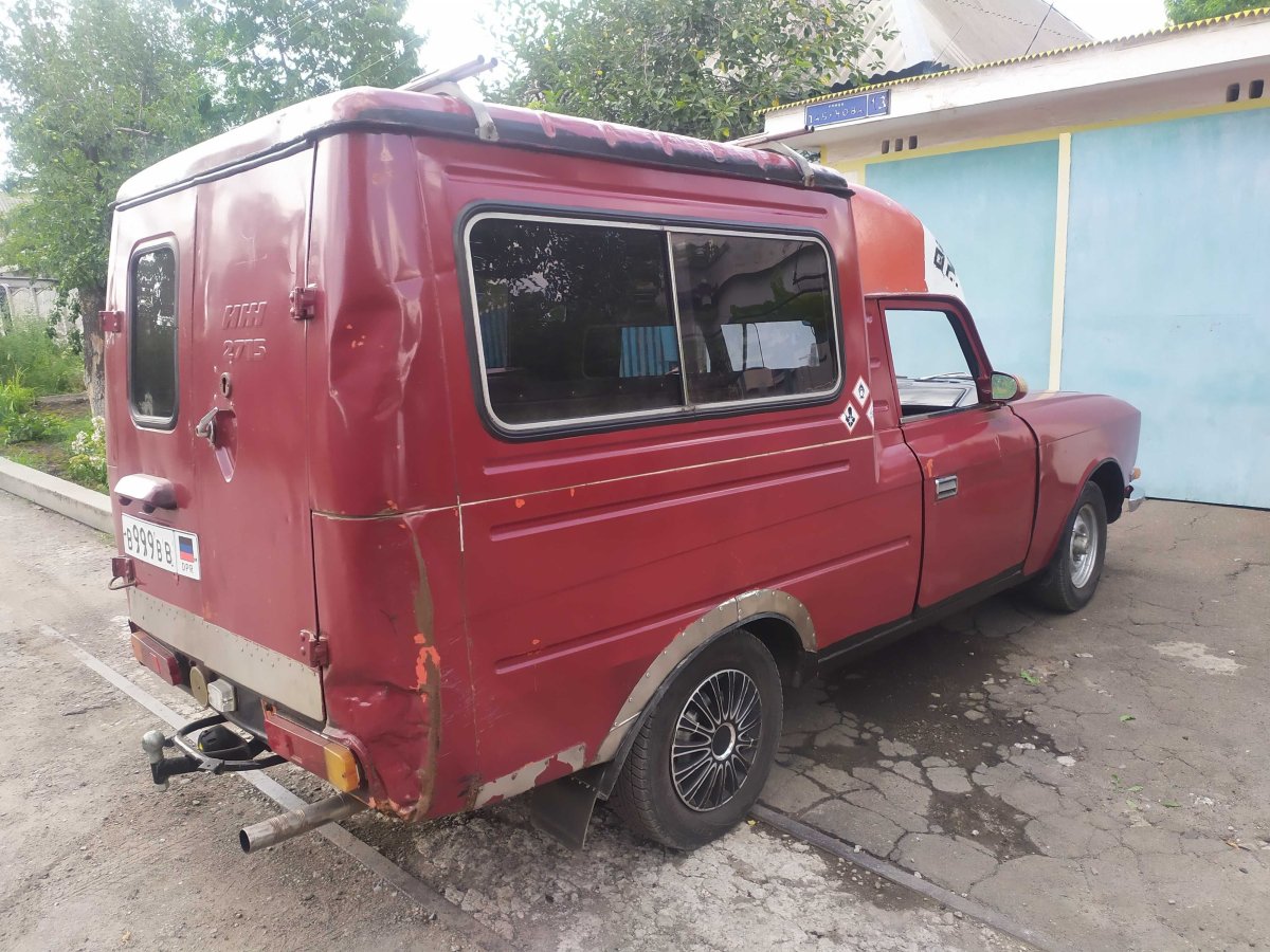 Москвич пирожок 2715