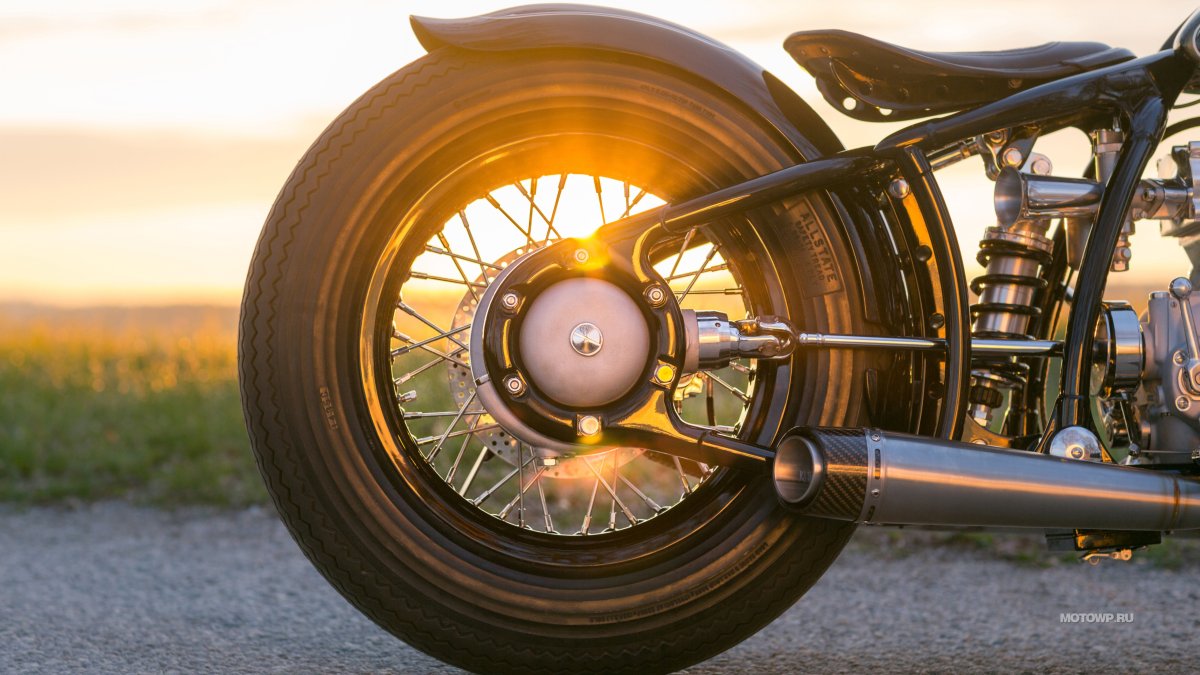 BMW r5 hommage
