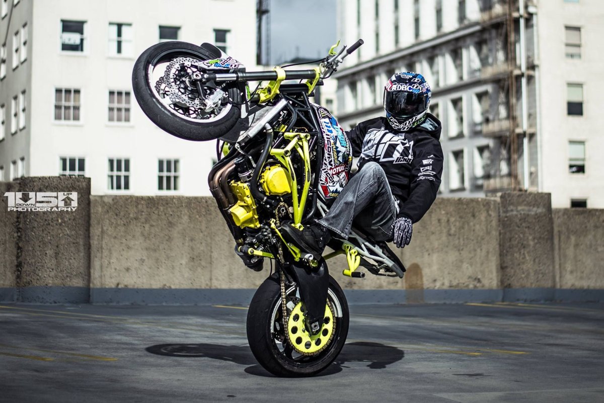 Stunt байк f4l