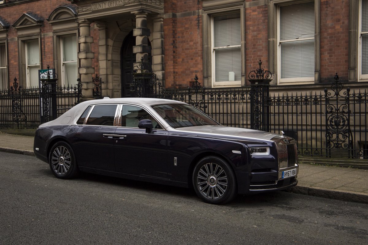 Rolls Royce Phantom EWB 2021