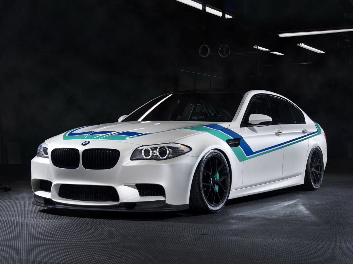 BMW m5 f10 Performance