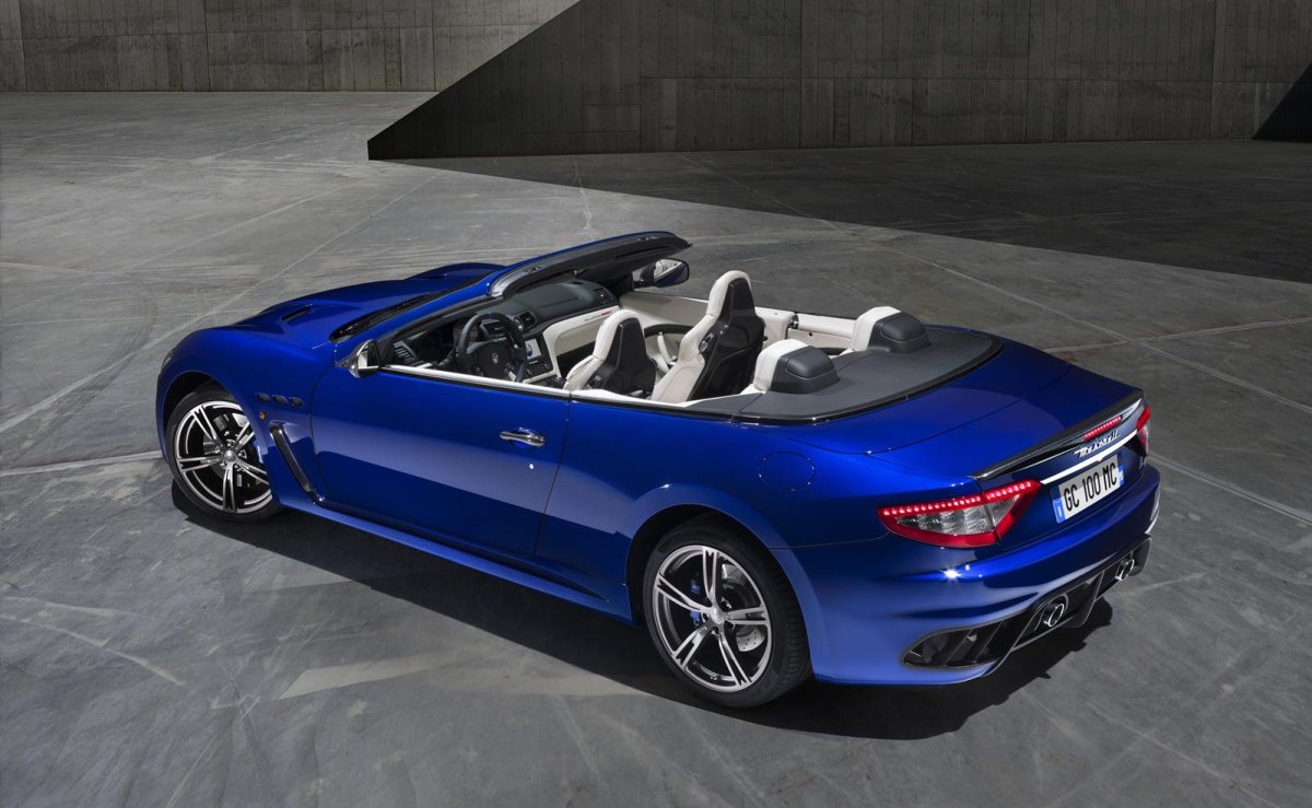 Maserati GRANCABRIO 2014