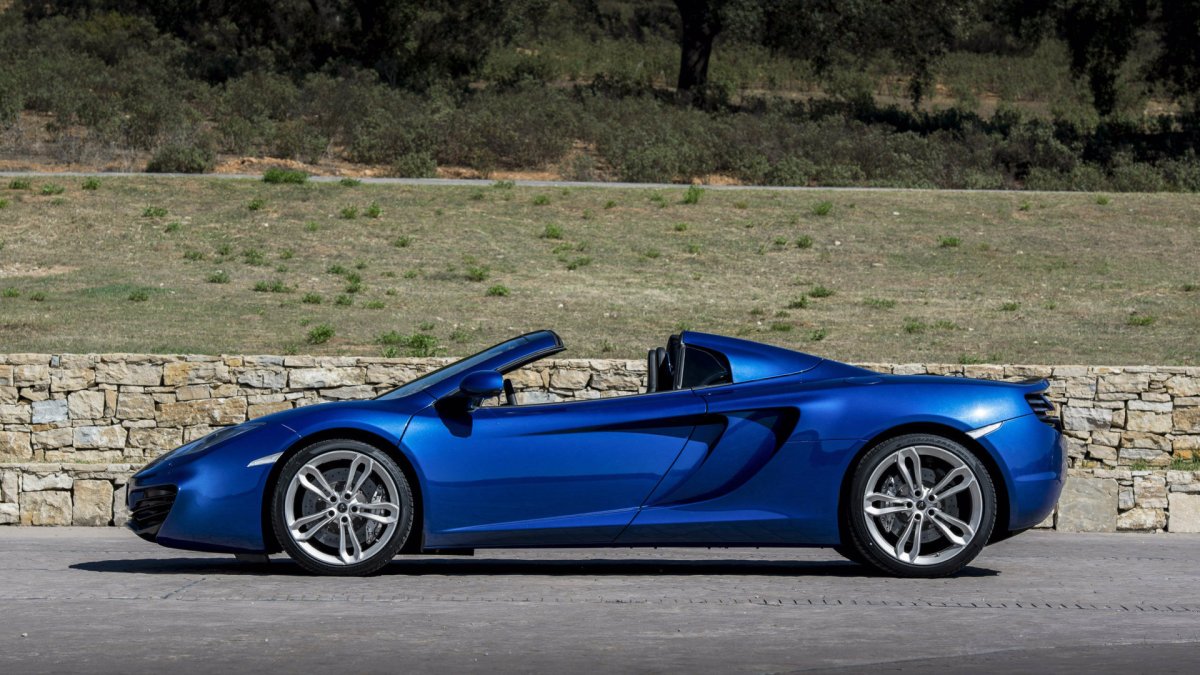 MCLAREN mp4-12c Blue