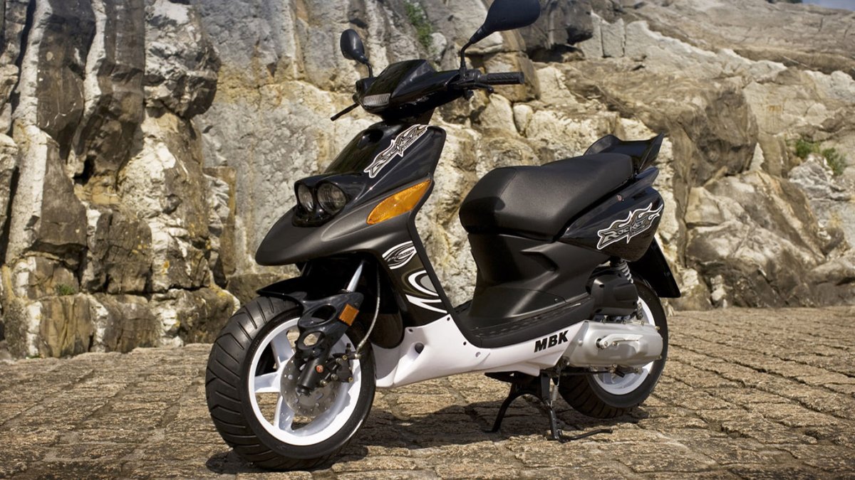 Скутер Honda Rocket