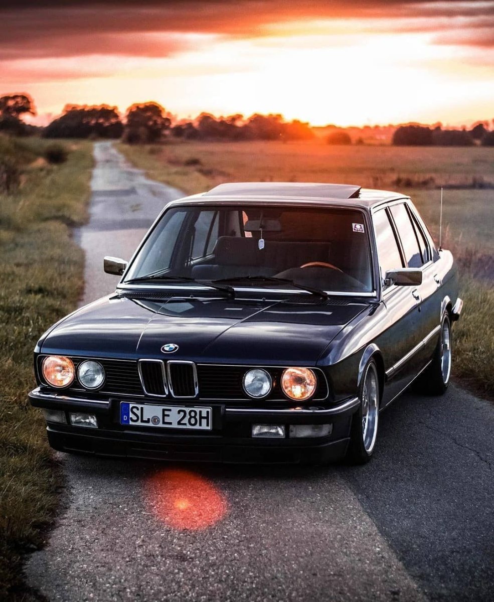 BMW 535 e30