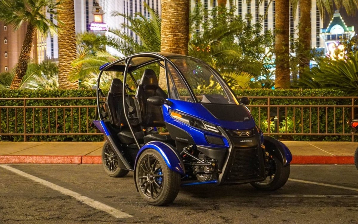 Трицикл Arcimoto SRK