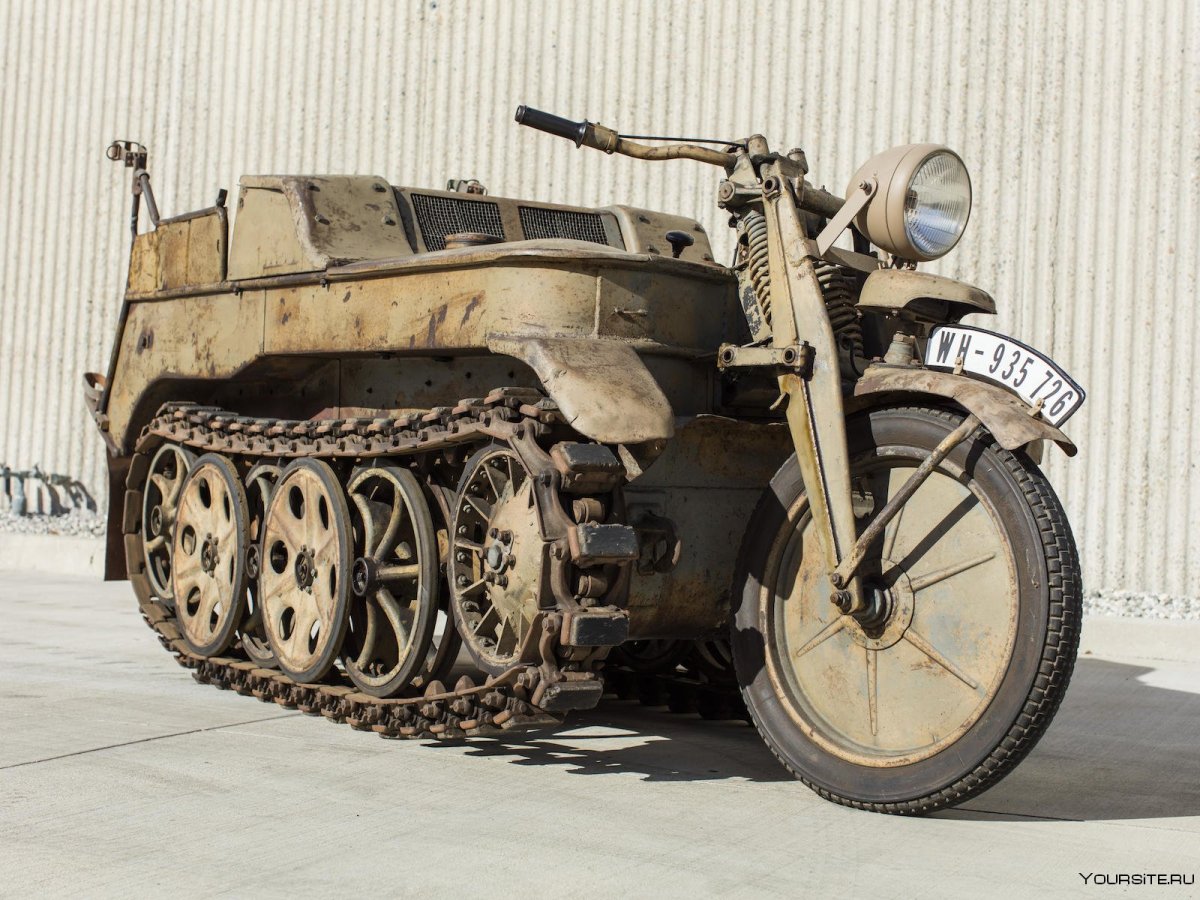 Kettenkrad HK 101 — полугусеничный мотоцикл