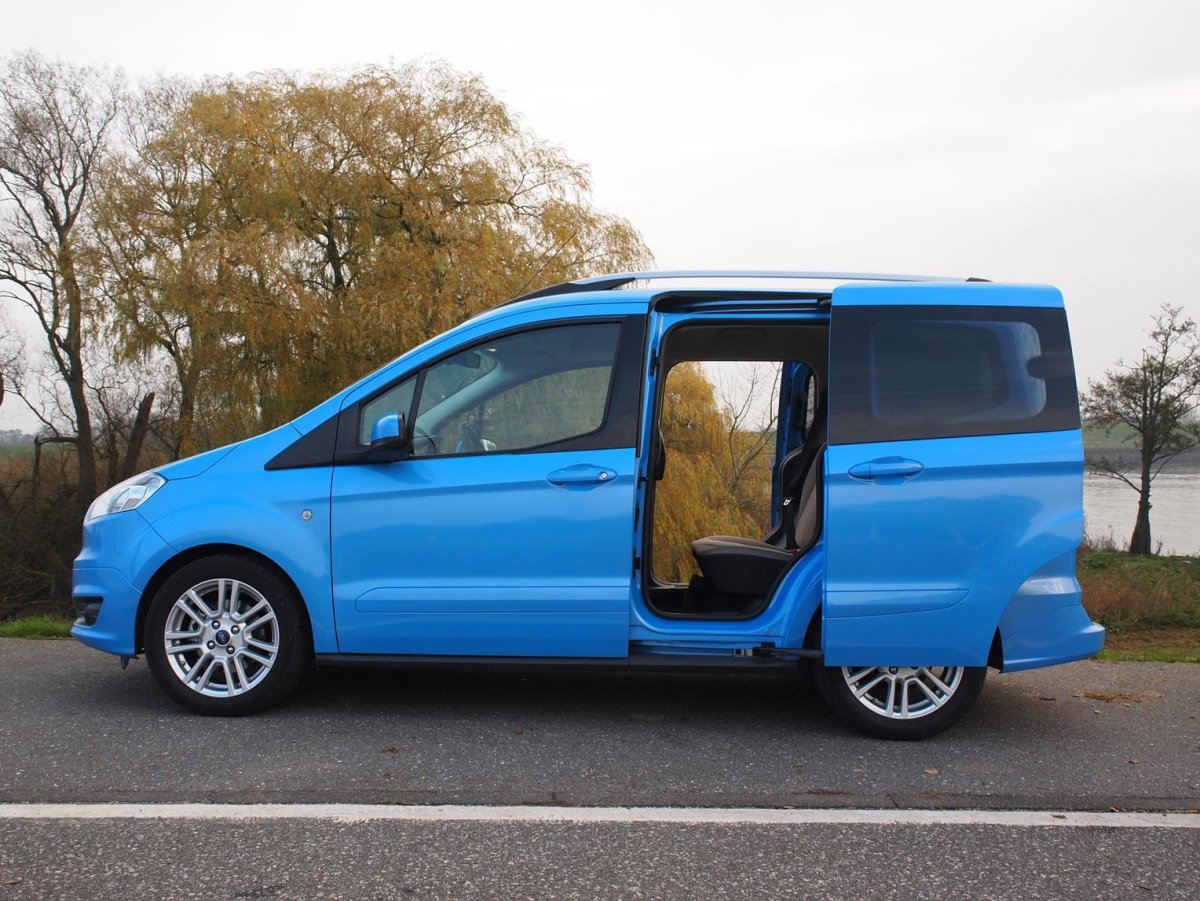 Ford Tourneo Courier 2008