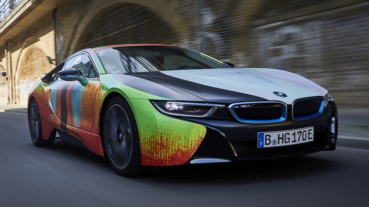 BMW i8 хамелеон