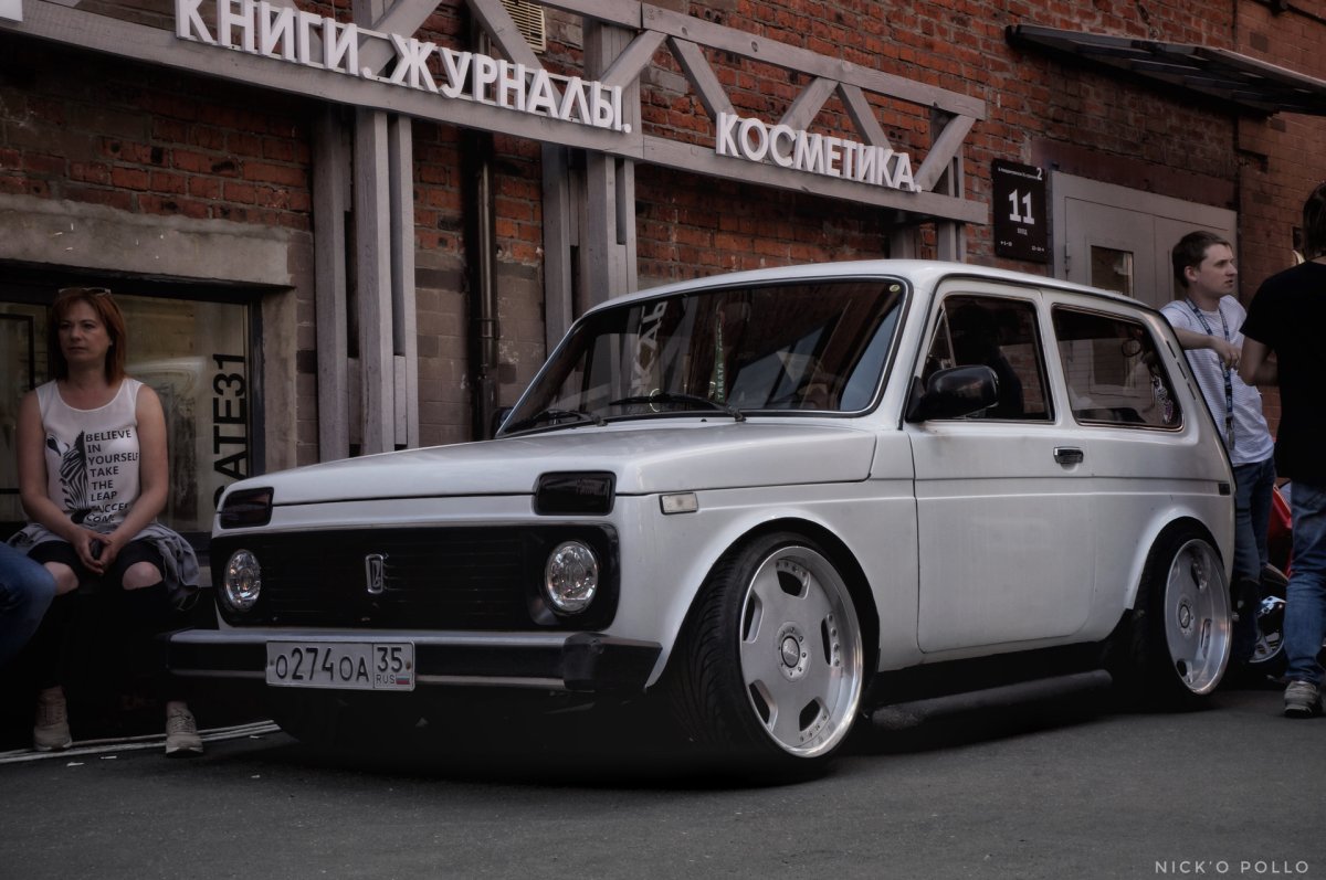 ВАЗ 2121 заниженная