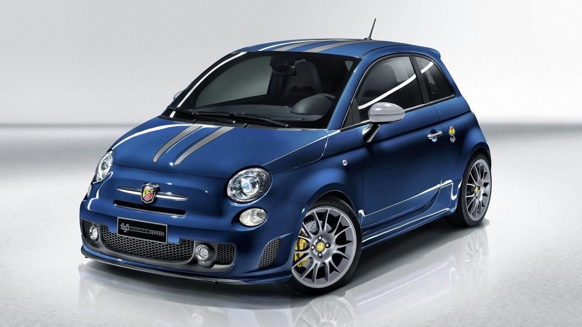 Fiat 500 Abarth Ferrari синий