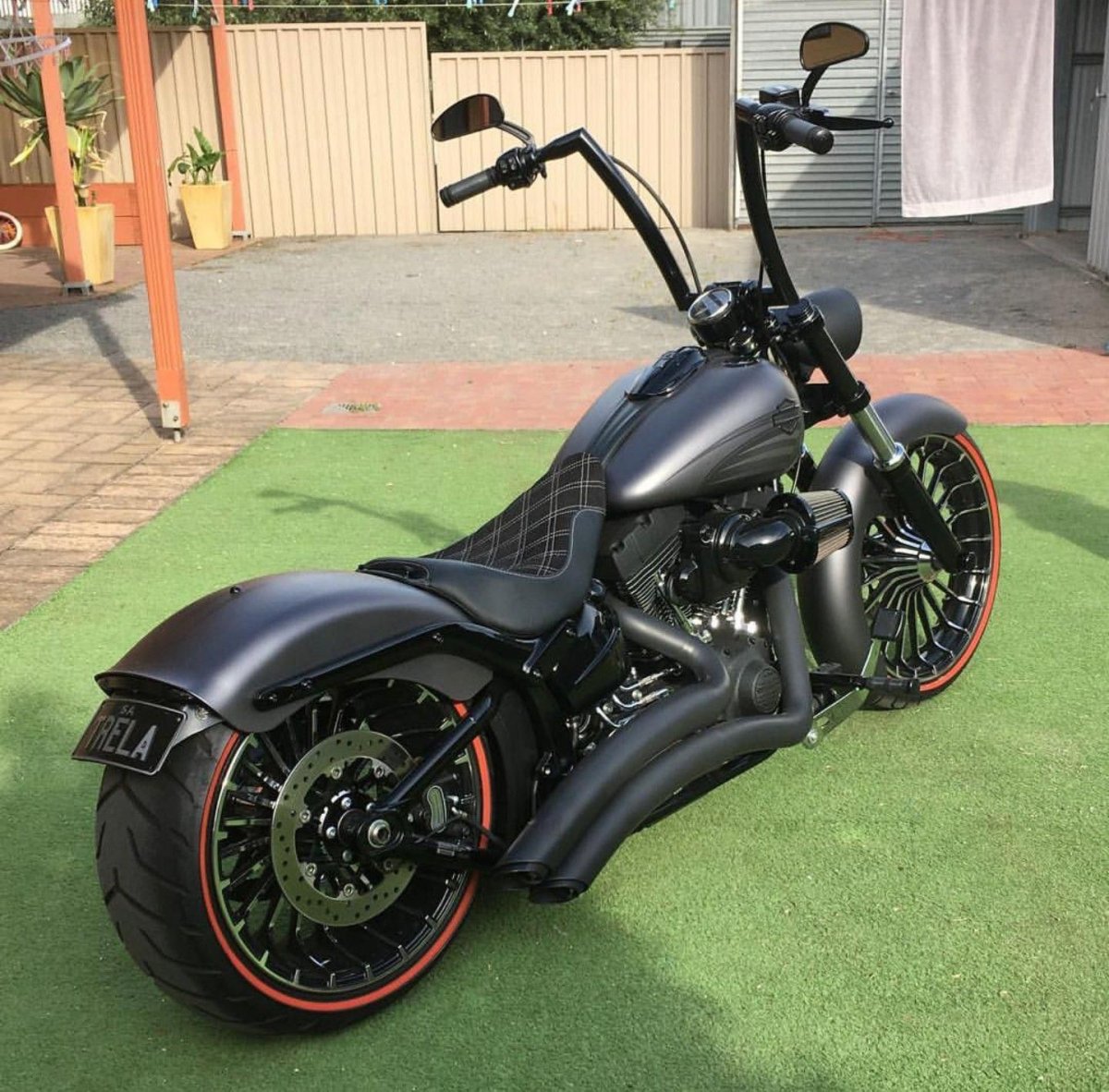 Harley Davidson FXSB Breakout