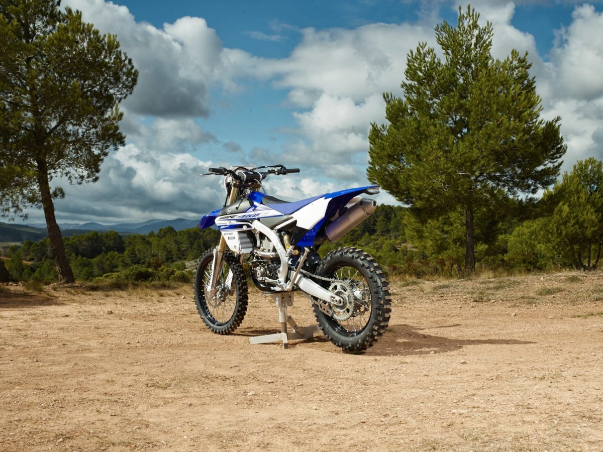 Эндуро мотоцикл Yamaha 450