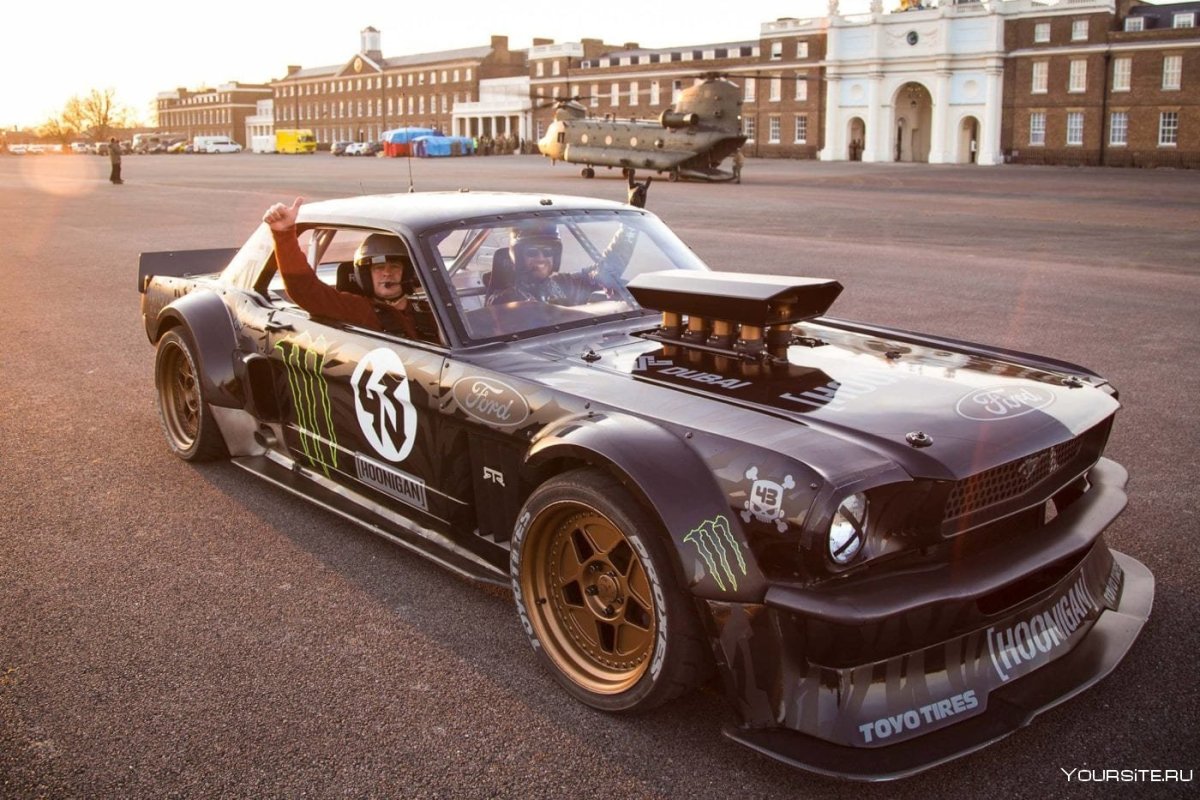 Ford Mustang Hoonicorn