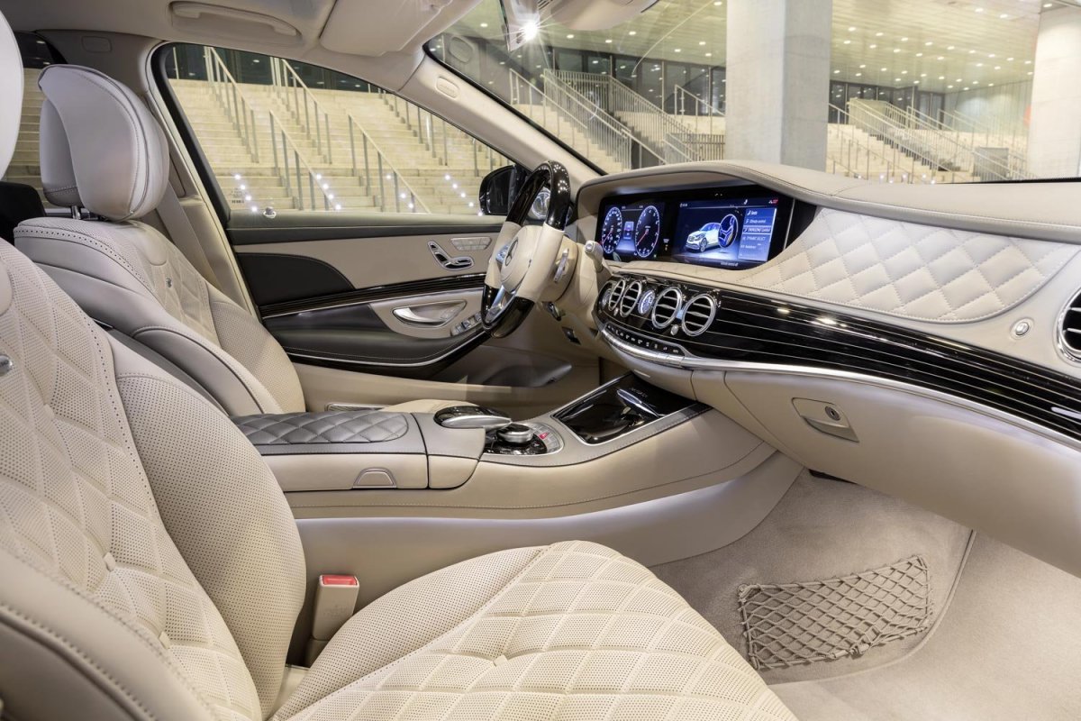 Mercedes-Maybach s 560