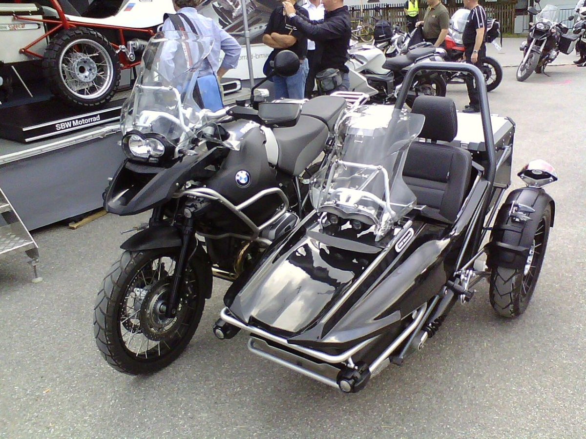Мотоцикл волк 2 с люлькой