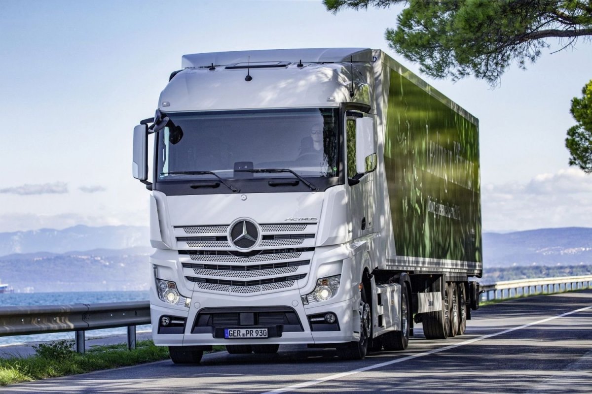 Mercedes-Benz Actros