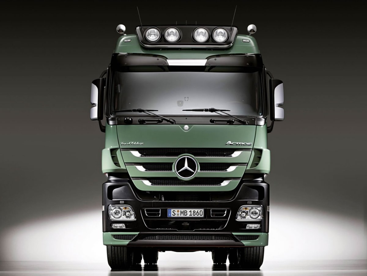 Mercedes Benz Actros Trust Edition