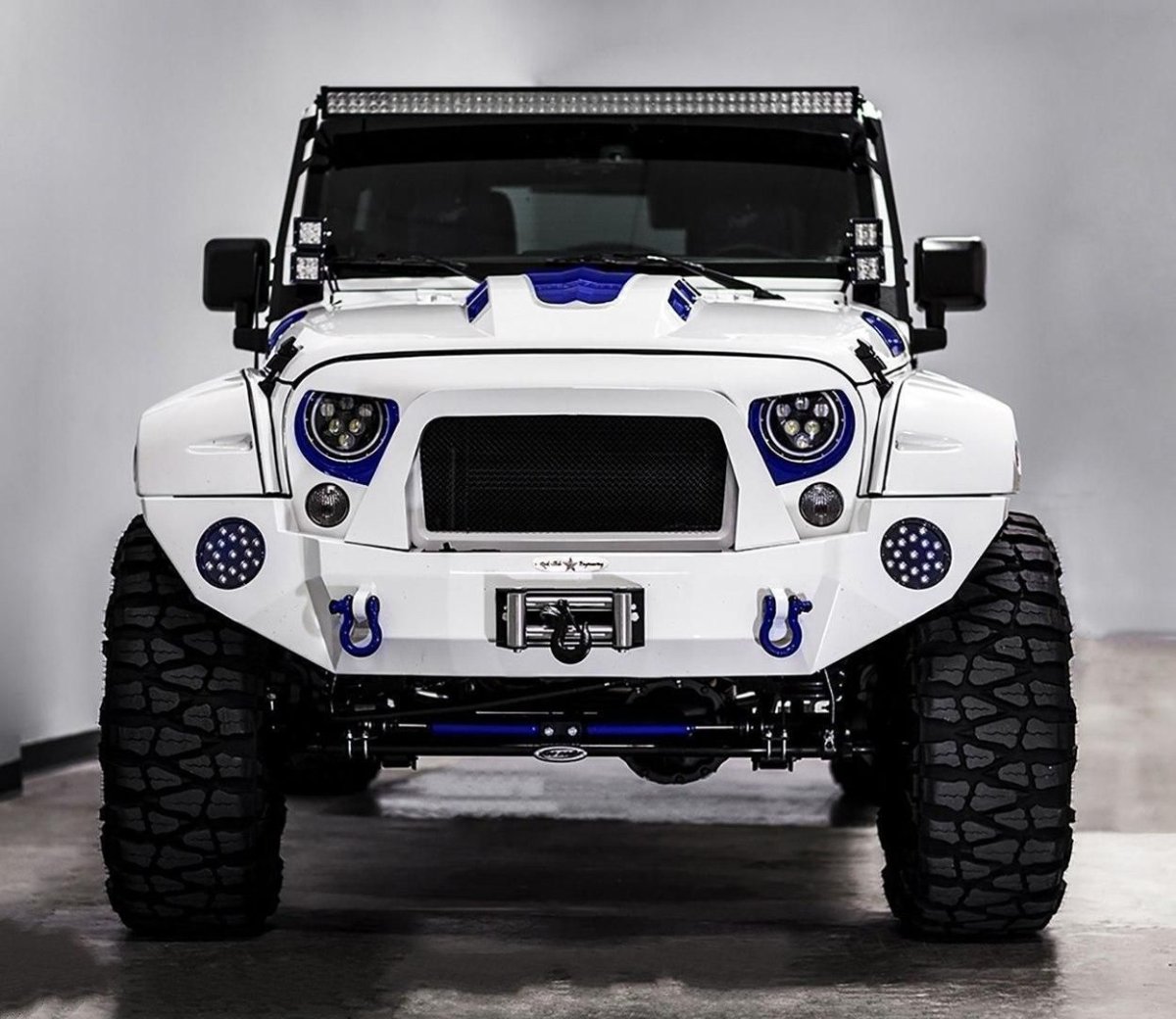 Тюнингованный Jeep Wrangler 2018