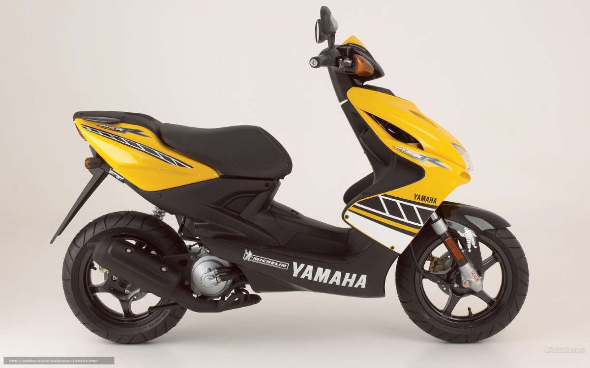 Скутер Yamaha Aerox
